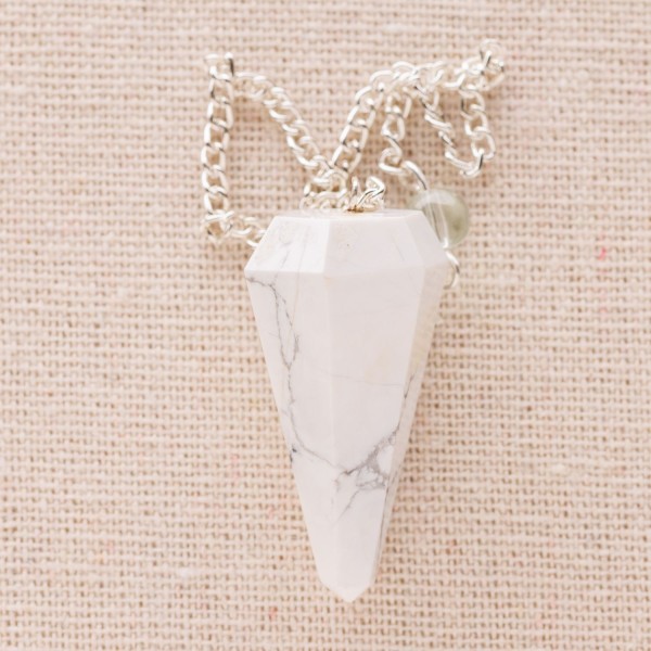 Pendule cône Howlite